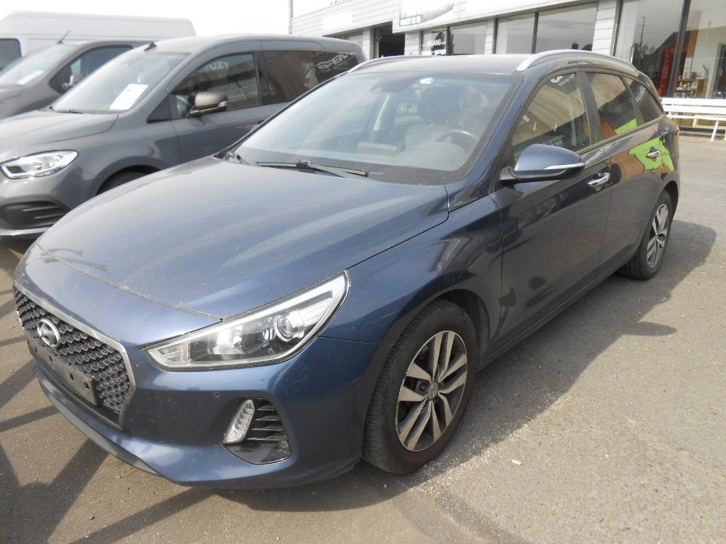 i30 Euro 6 SW break 1.6 d *99 co2*  met ketting+ cam +navi, Voorwielaandrijving, Stof, Euro 6, 4 cilinders