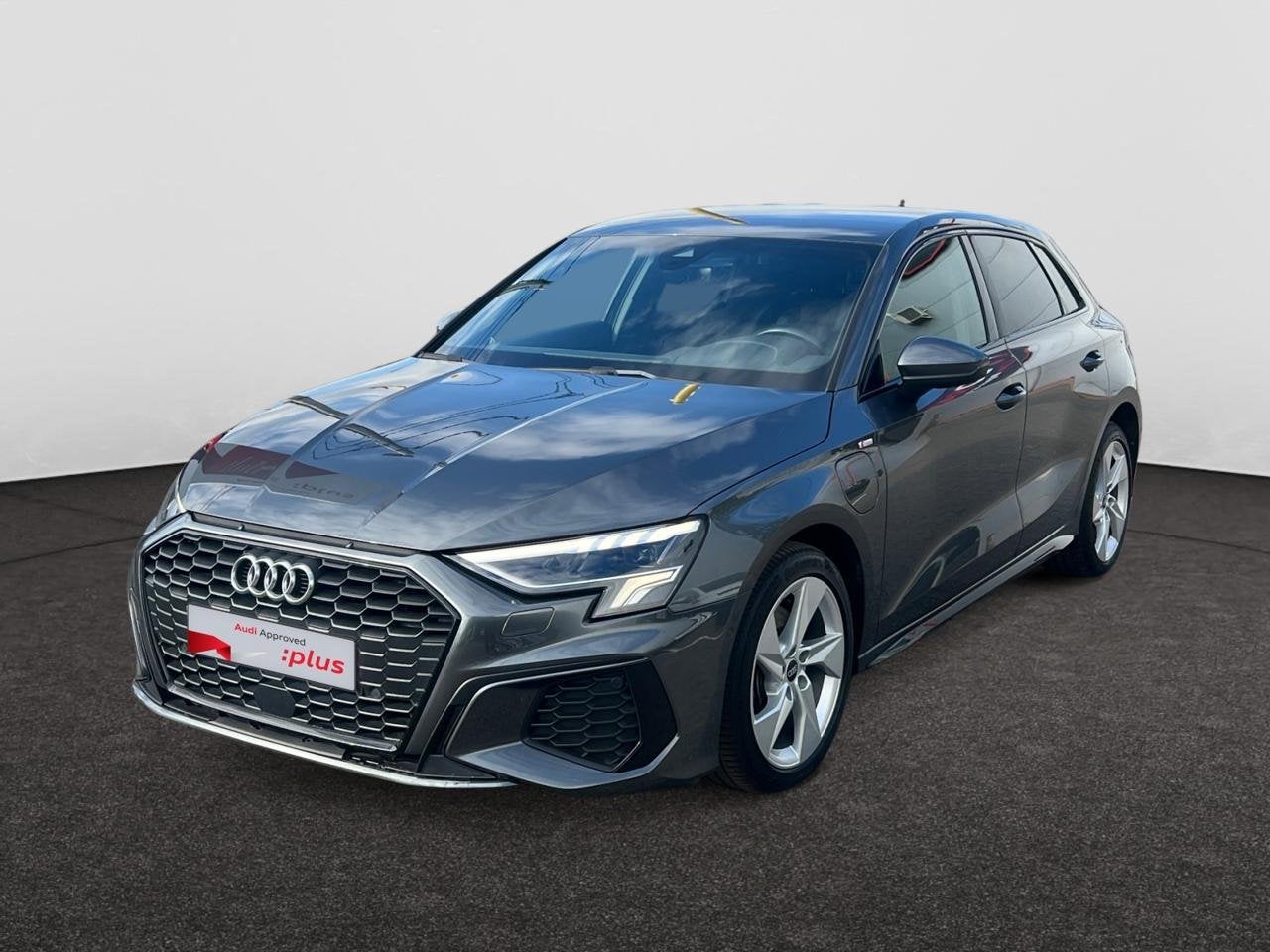 Audi A3 Sportback PHEV 40 TFSI e S line S tronic (150 kW), Auto's, Automaat, Geheel digitaal combi-instrument, 25 g/km, Zilver of Grijs