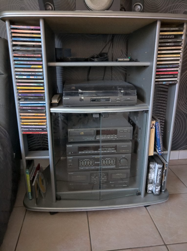 MUZIEKKAST 98 CM HOOG 82 BR 55CM DIEP, Ophalen, Gebruikt