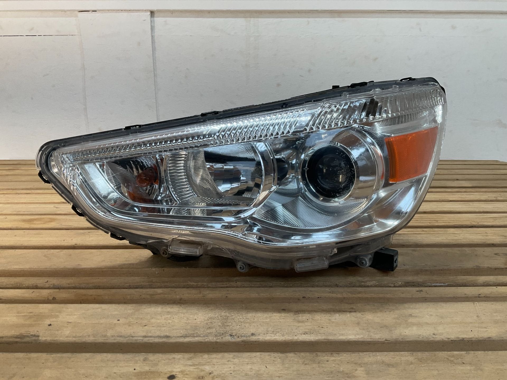 Koplamp Mitsubishi ASX PBTPETTD20 Links B4-355, Info@mitsubishi-motors.com, Mitsubishi Motors Corporation, Utilisé, Mitsubishi