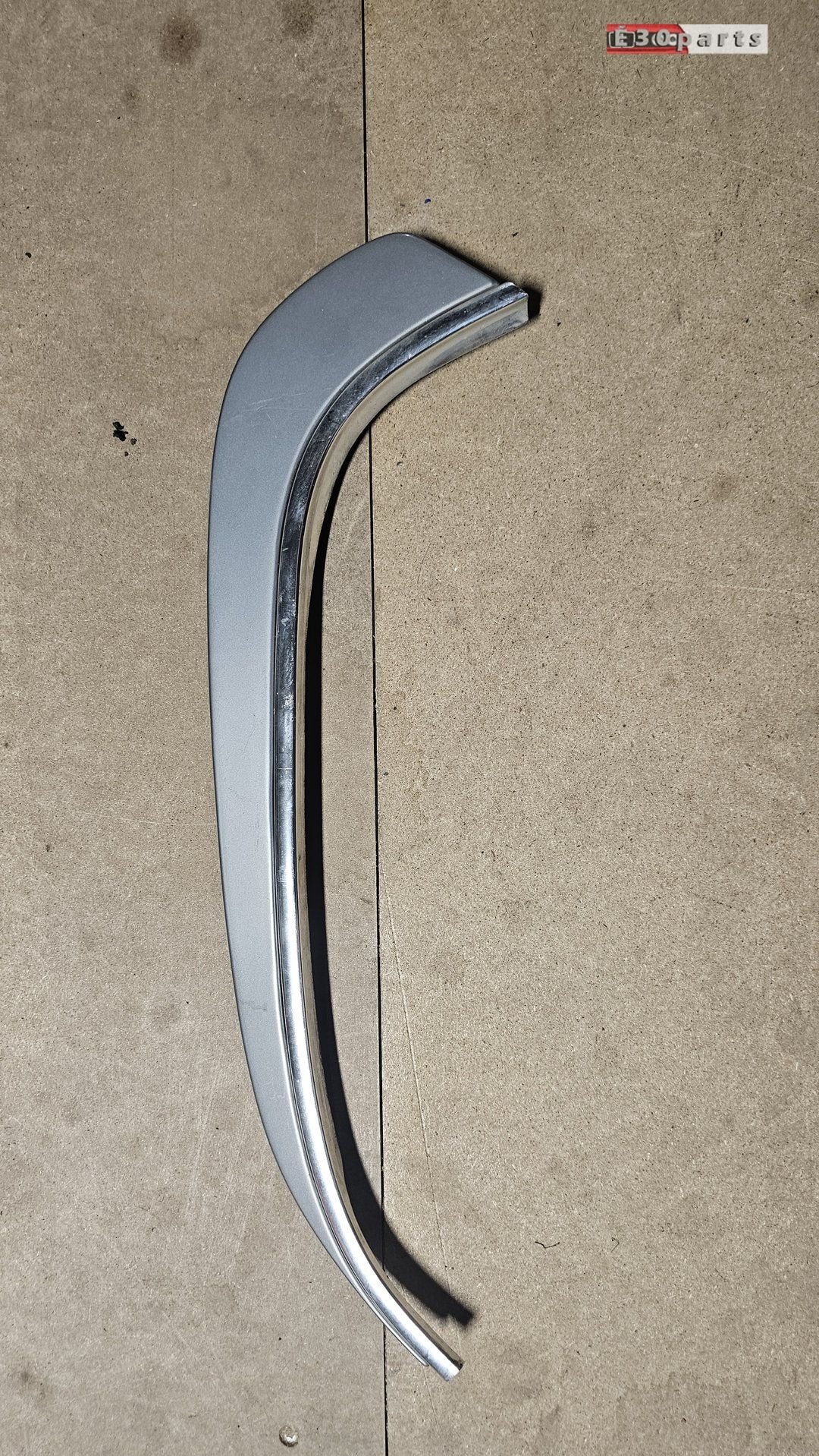 Sierlijst daklijst ventilatie lijst links achter BMW 3 serie, -, Origine de la pièce connue, Utilisé, -