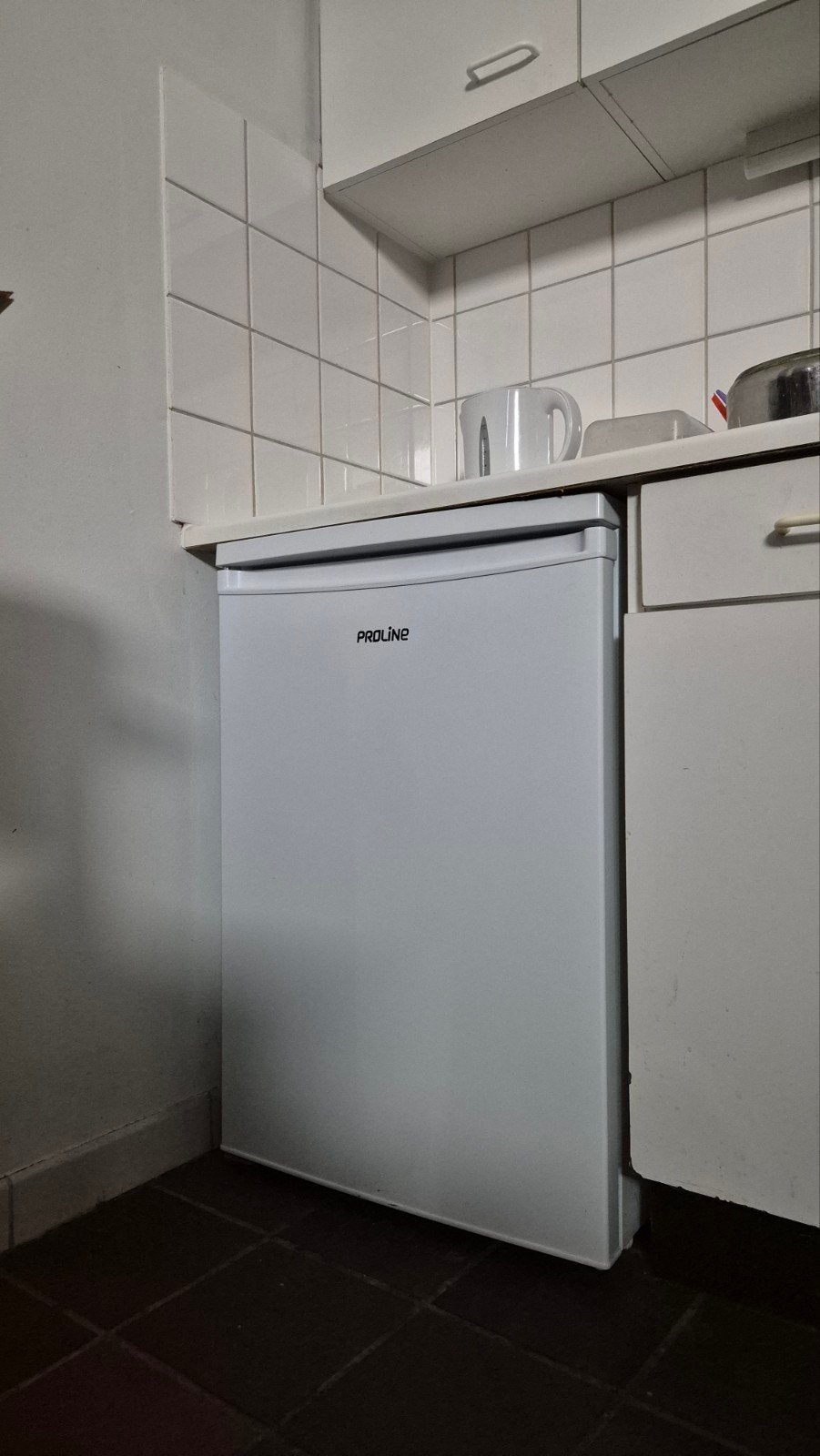 Minikoelkast met diepvriesvak (Proline), Elektronische apparatuur, Koelkasten en IJskasten, Ophalen, Minder dan 85 cm, 100 tot 150 liter