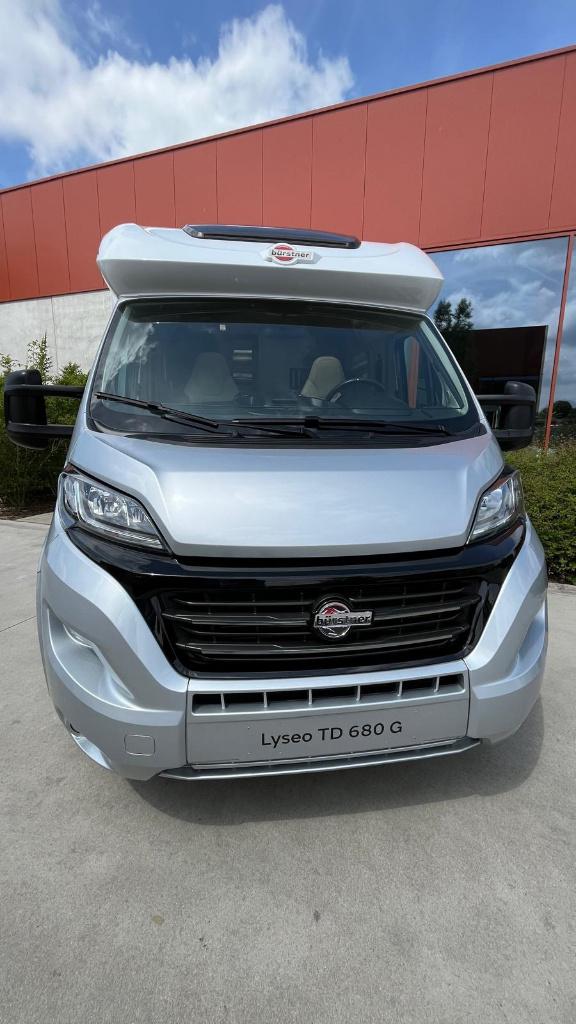 Burstner Lyseo TD 680 Privilege Automaat, Caravans en Kamperen, Mobilhomes, Automaat, Ringverwarming, Fiat, 6 tot 7 meter