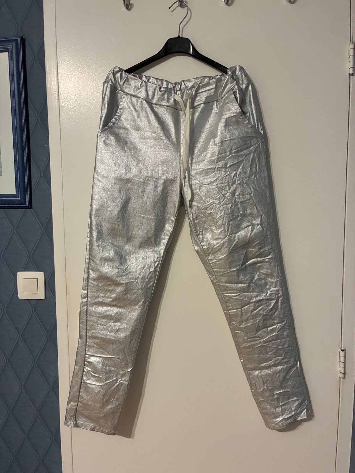 Zilveren broek, Kleding | Dames, Broeken en Pantalons, Ophalen, Zo goed als nieuw, Zilver