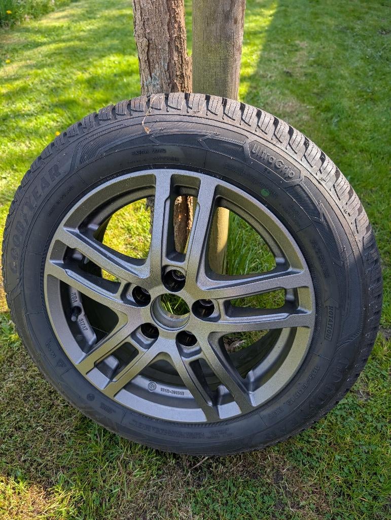 Banden Goodyear UltraGrip Performance, Ophalen, Gebruikt, 15 inch, Banden en Velgen
