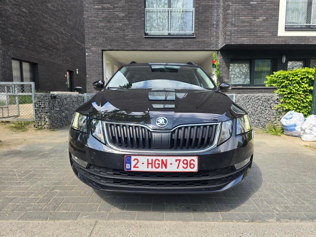 SKODA OCTAVIA 1.5 ESSENCE 2019 - 120000km, Achat, Euro 6, Entreprise, 5 portes