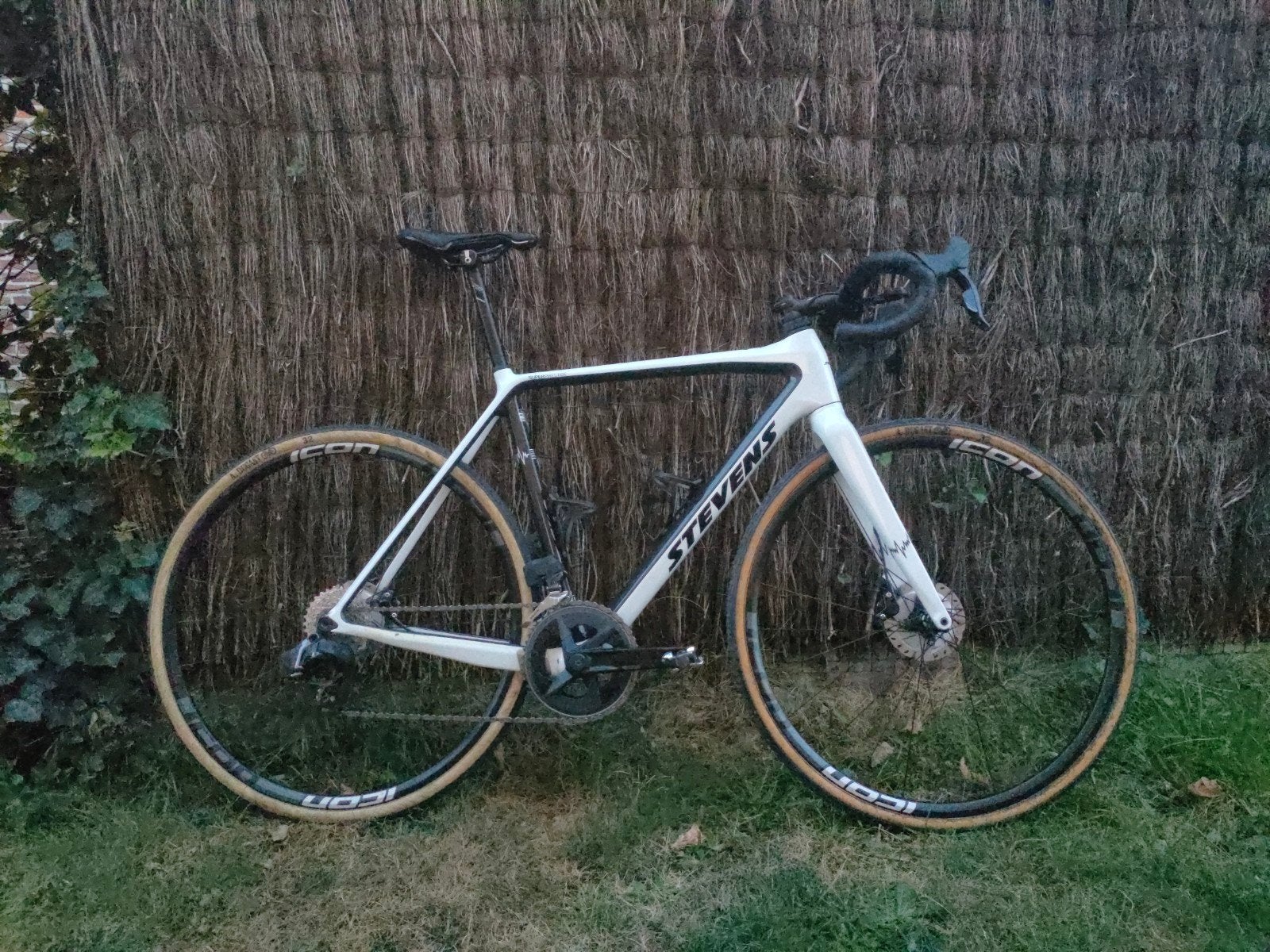 Stevens Super Prestige - 2x12 Rival eTap - Quarq Powermeter, Fietsen en Brommers, 28 inch, Carbon, Heren, Nieuw