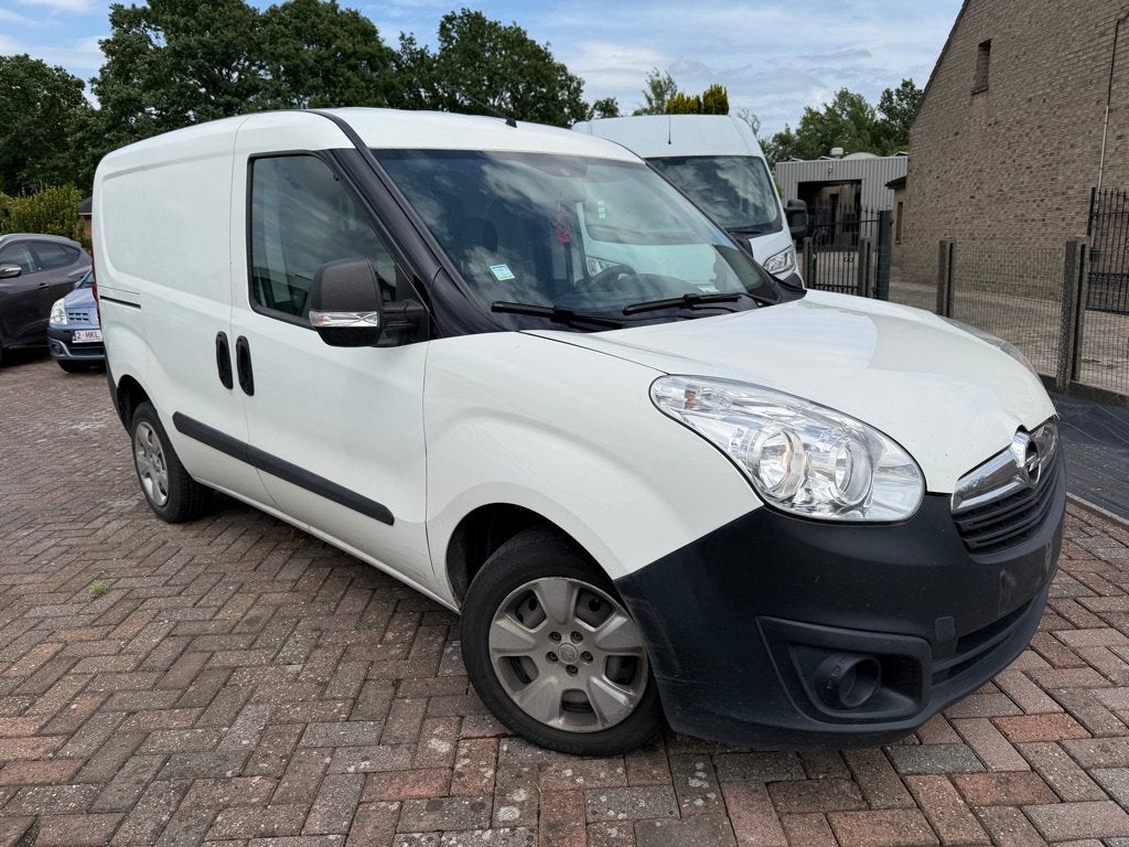 Opel Combo 1.6 cdti diesel UNIQUEMENT À L'EXPORTATION, Entreprise, Boîte manuelle, 5 portes, Blanc