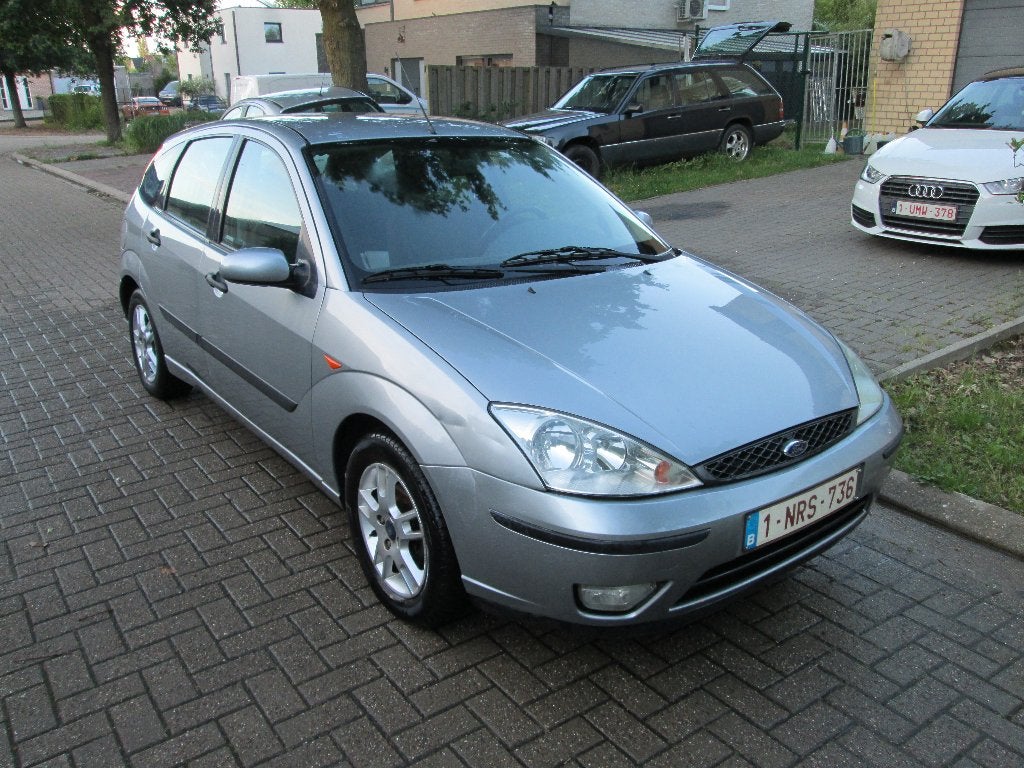Ford Focus 1.8 TDDi Diesel 90 pk – 5-deurs Hatchback – 2003, Auto's, Ford, Stof, Overige carrosserie, Zilver of Grijs, 66 kW