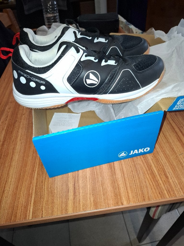 chaussures de sport foot en salle, Sports & Fitness, Enlèvement, Neuf, Chaussures