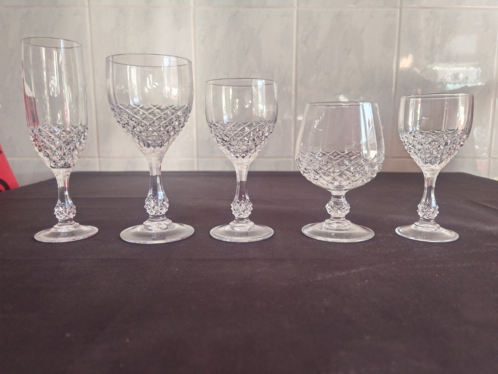 Service de 6x5=30 verres à pied vintage en cristal taillé /, Enlèvement