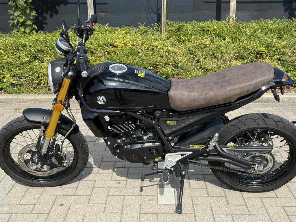 Café Racer 125cc (2024) - 1280 km - Ideale instapmotor, Motoren, Overige merken, Gebruikt, Particulier, 125 cc