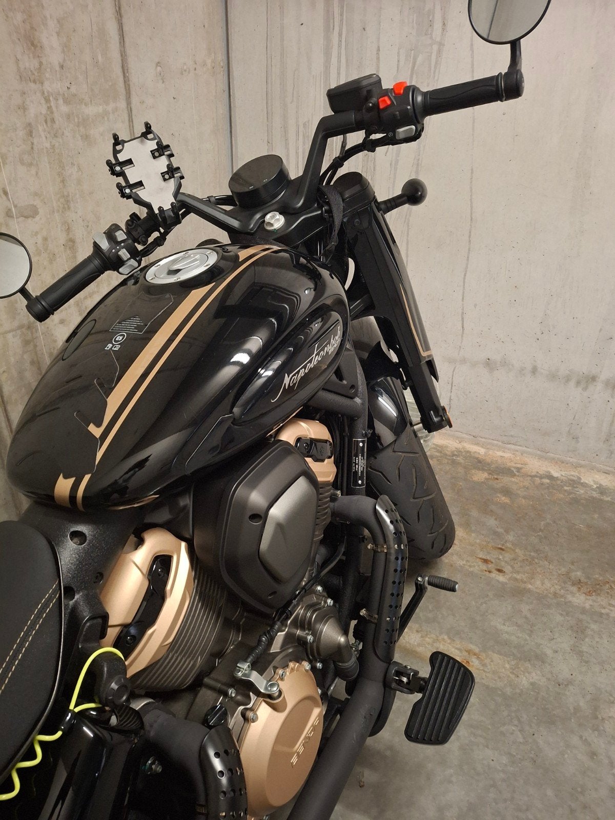 BRENDA NAPOLEON 500 BOB MOTORFIETS, Motoren, Ophalen