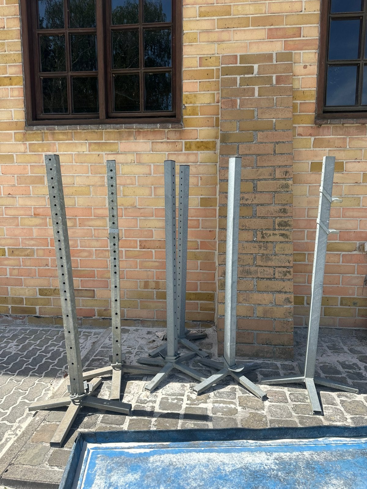 3 paar metalen springstaanders, Dieren en Toebehoren, Paarden en Pony's | Overige Paardenspullen, Ophalen, Gebruikt, Springen