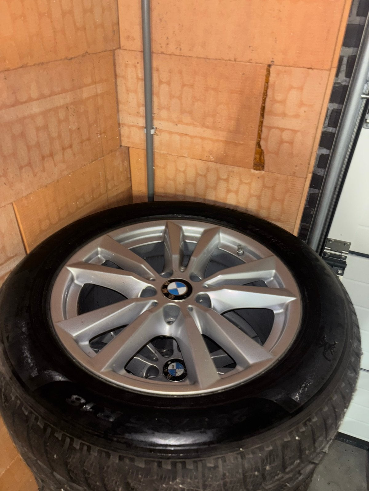 Bmw x5 banden en velgen 255/55 r18, Autos : Pièces & Accessoires, Pneus & Jantes, Enlèvement, Pneu(s)