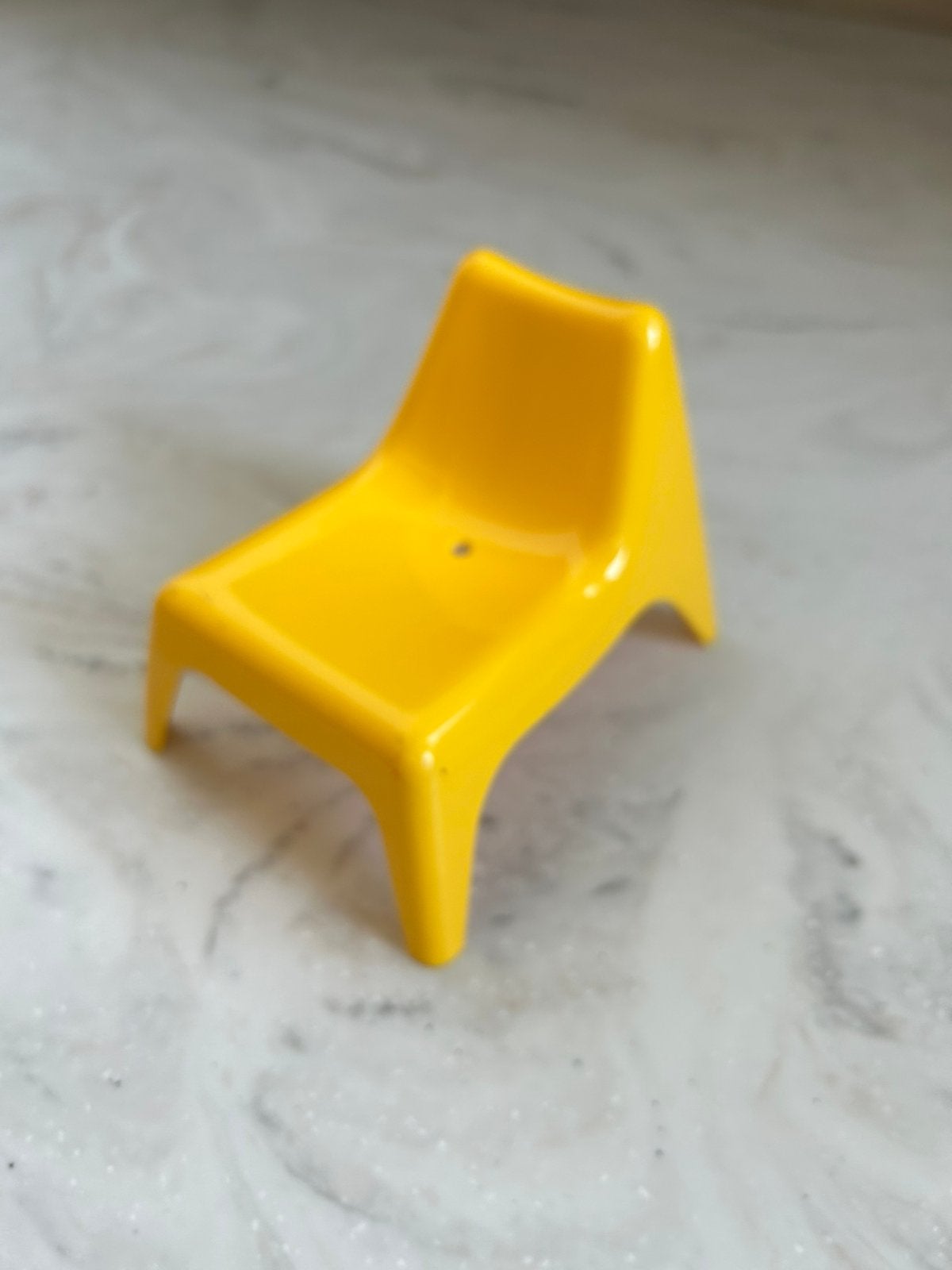 Chaise miniature IKEA Vago (Huset), Enlèvement ou Envoi, Comme neuf, Maison de poupées