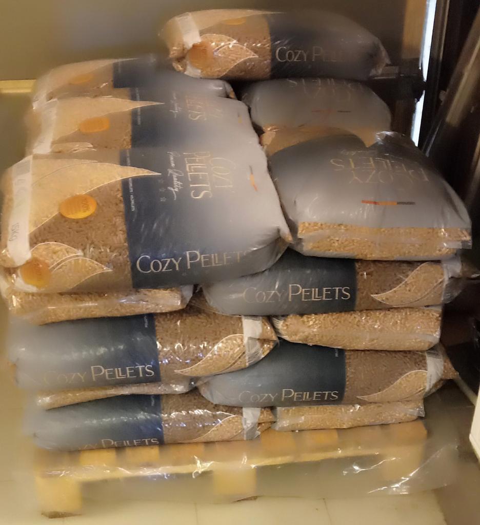 26 zakjes pellets naaldhout, Offres d'emploi