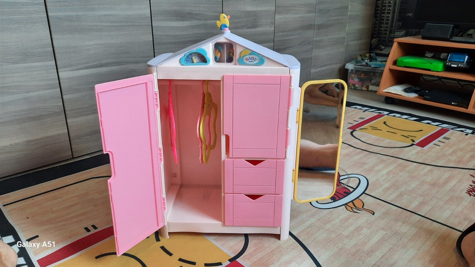 Baby born kleerkast, Kinderen en Baby's, Ophalen of Verzenden, Zo goed als nieuw, Babypop