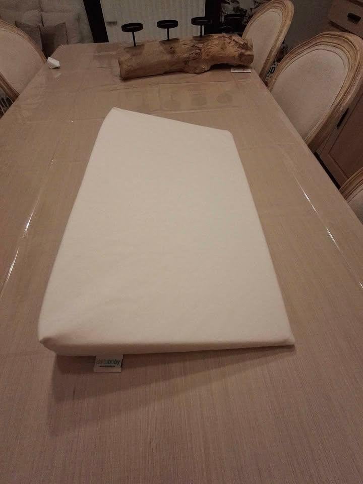 Plan incliné lit bébé Dreambaby 58 x 36 x 9.5, Garçon ou Fille, Enlèvement ou Envoi, Beige, Comme neuf