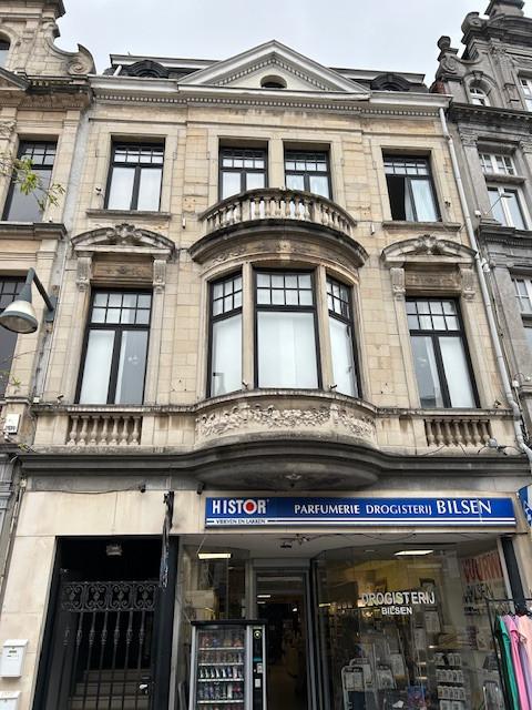Handelspand met 2 appartementen, Immo, Maisons à vendre, Province d'Anvers, 200 à 500 m², Autres types