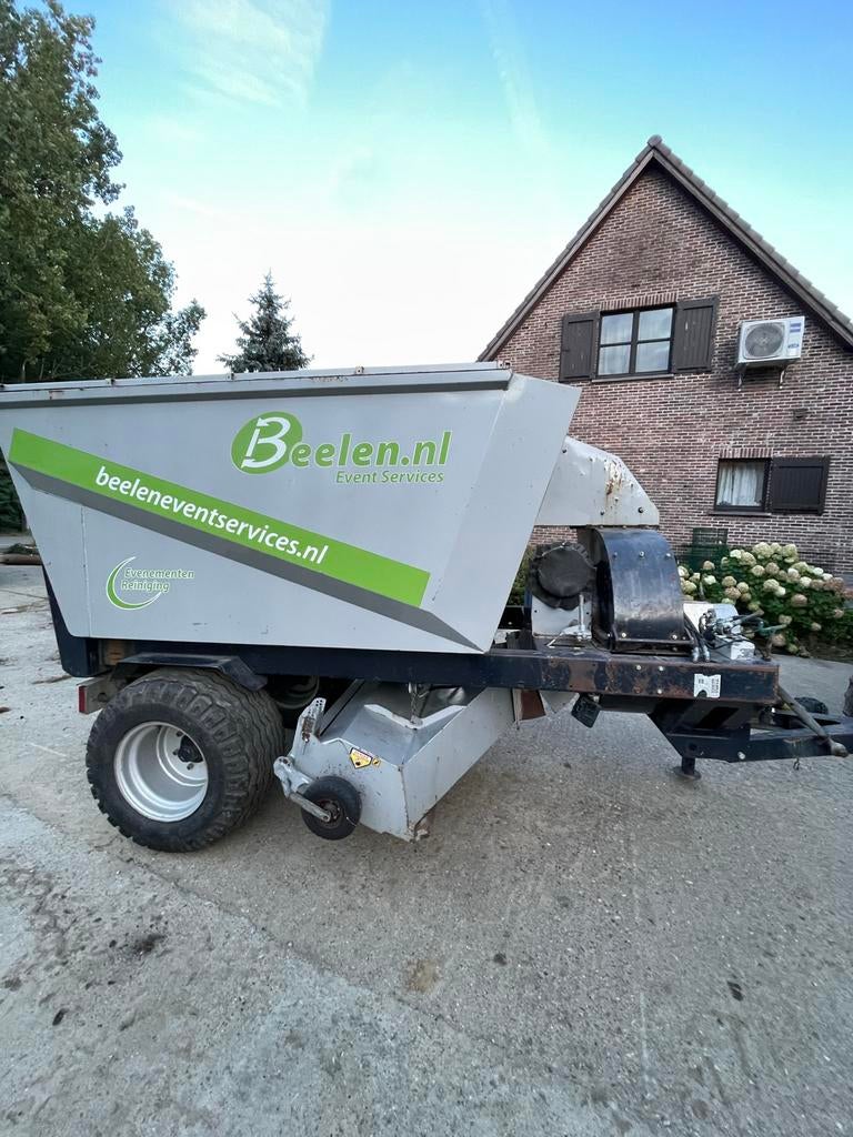 Zuigwagen trilo, Ophalen