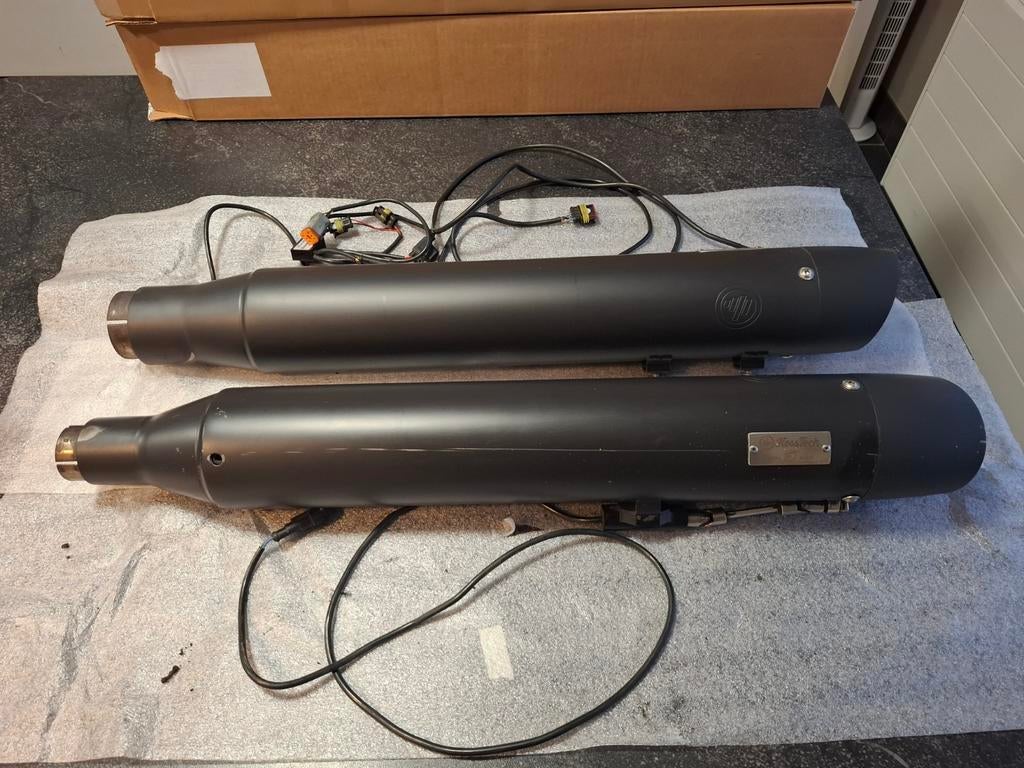 Kesstech mufflers, Motoren, Ophalen