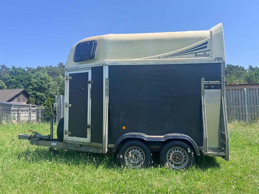 2-paardstrailer met zadelkamer, Ophalen, Gebruikt, Aluminium, 2-paards trailer