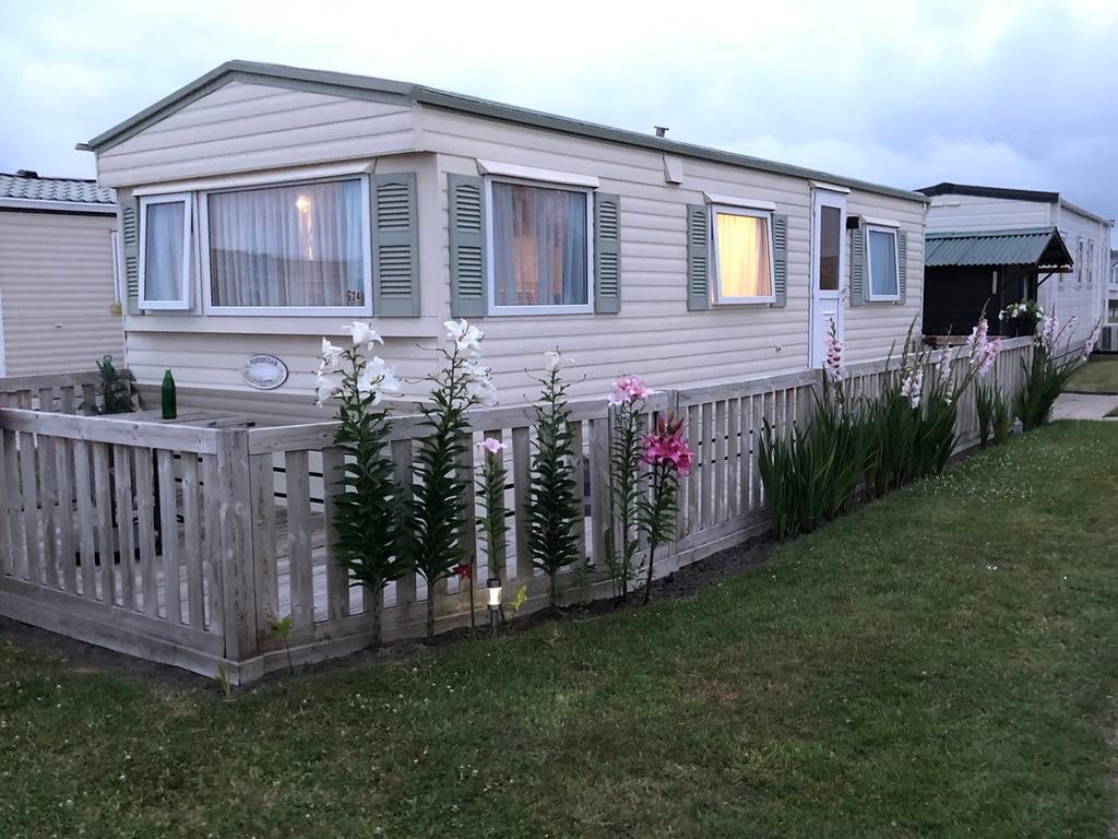 Stacaravan op camping te Middelkerke, Caravans en Kamperen, Stacaravans