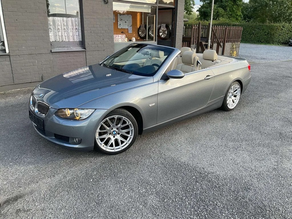 BMW 3 Serie VERKOCHT-VENDU-SOLD! (bj 2007, automaat), Auto's, Automaat, 4 zetels, Cabriolet, Bedrijf