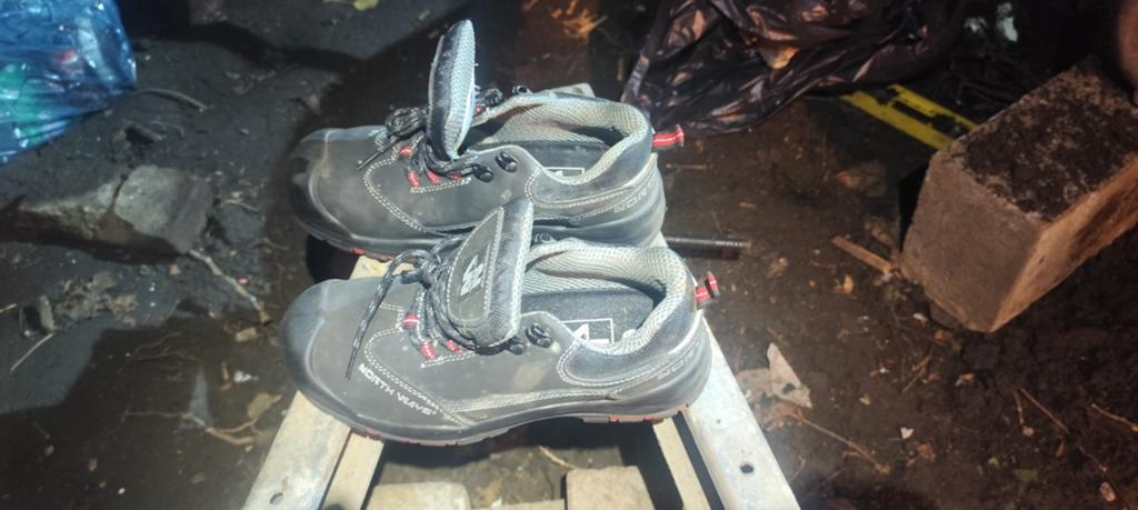 Chaussures de sécurité, Vêtements | Hommes, Chaussures, Enlèvement