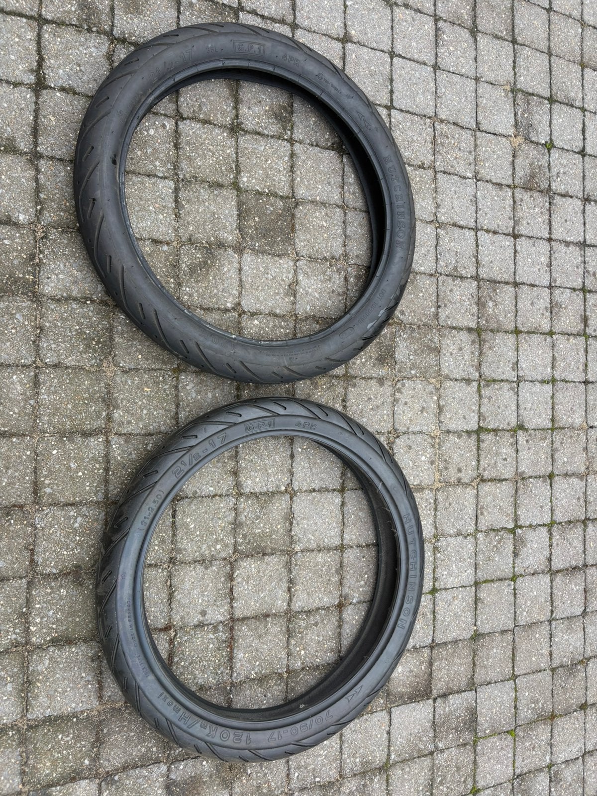 2 buitenbanden Hutchinson GP1-17x2.50, Enlèvement ou Envoi