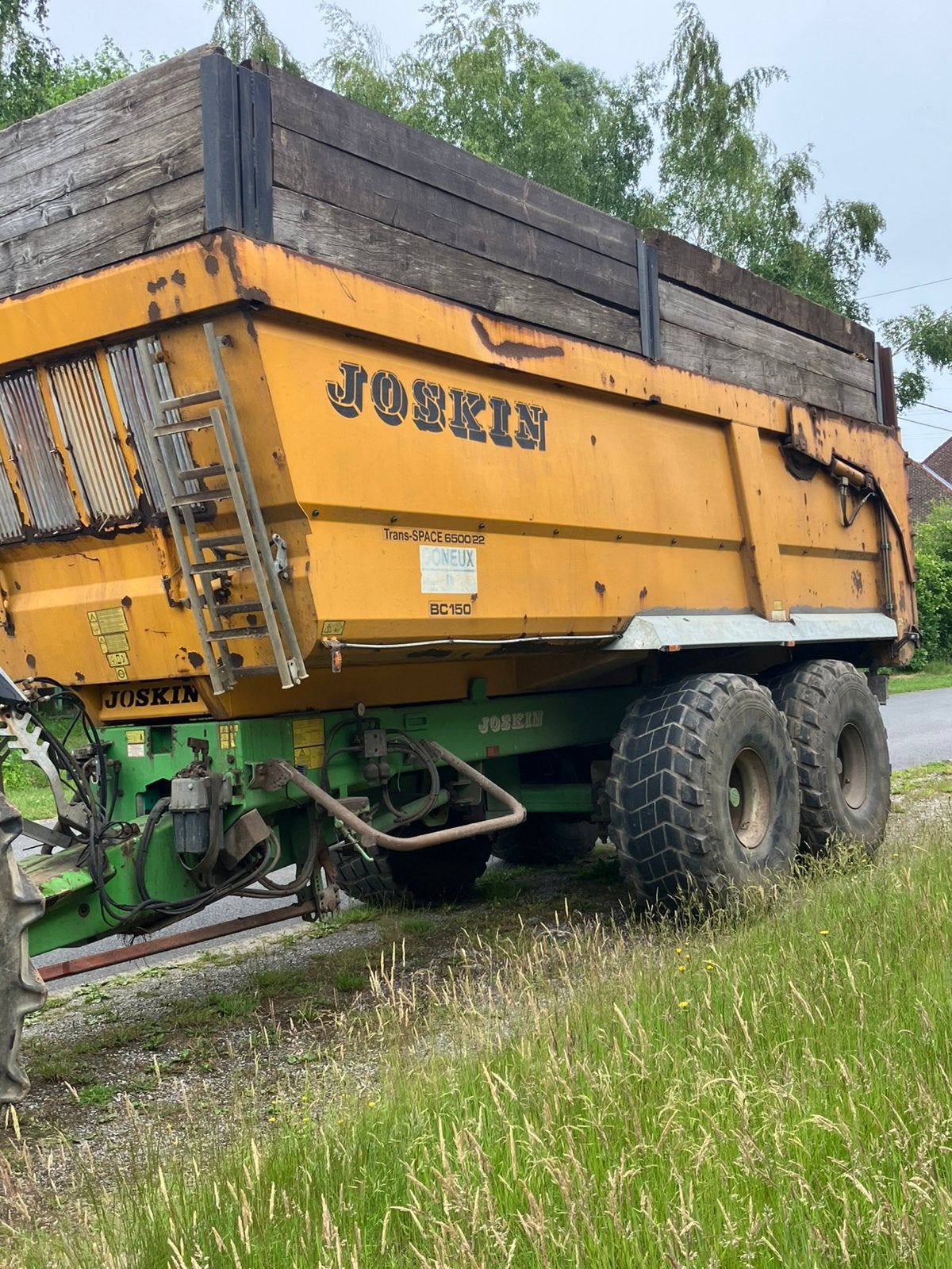 Joskin landbouwkipper, Zakelijke goederen, Ophalen