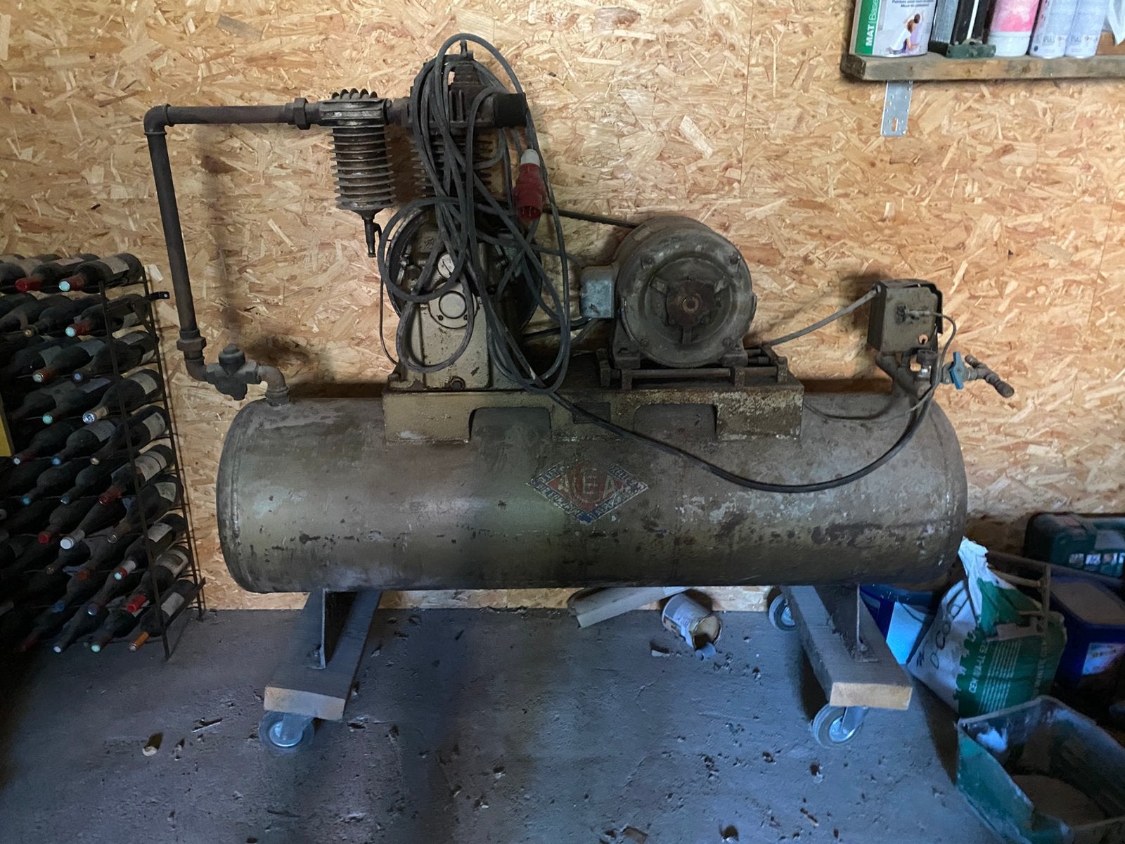 A vendre gros compresseur d’atelier, Bricolage & Construction, 100 litres ou plus, Enlèvement, Utilisé