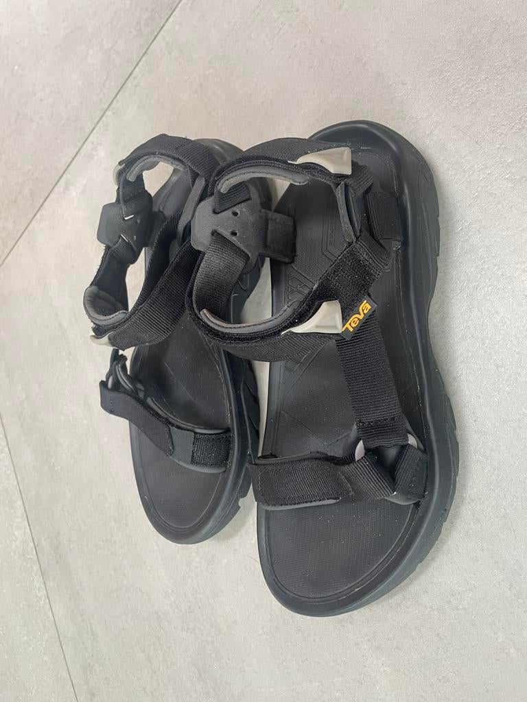 Teva TERRA Fi 5 universal hiking sandal, Ophalen, Zo goed als nieuw, Zwart