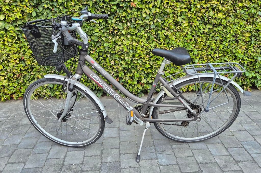 klassieke damesfiets Granville, Fietsen en Brommers, Gebruikt, Velgrem, (Extra) lage instap, Ophalen