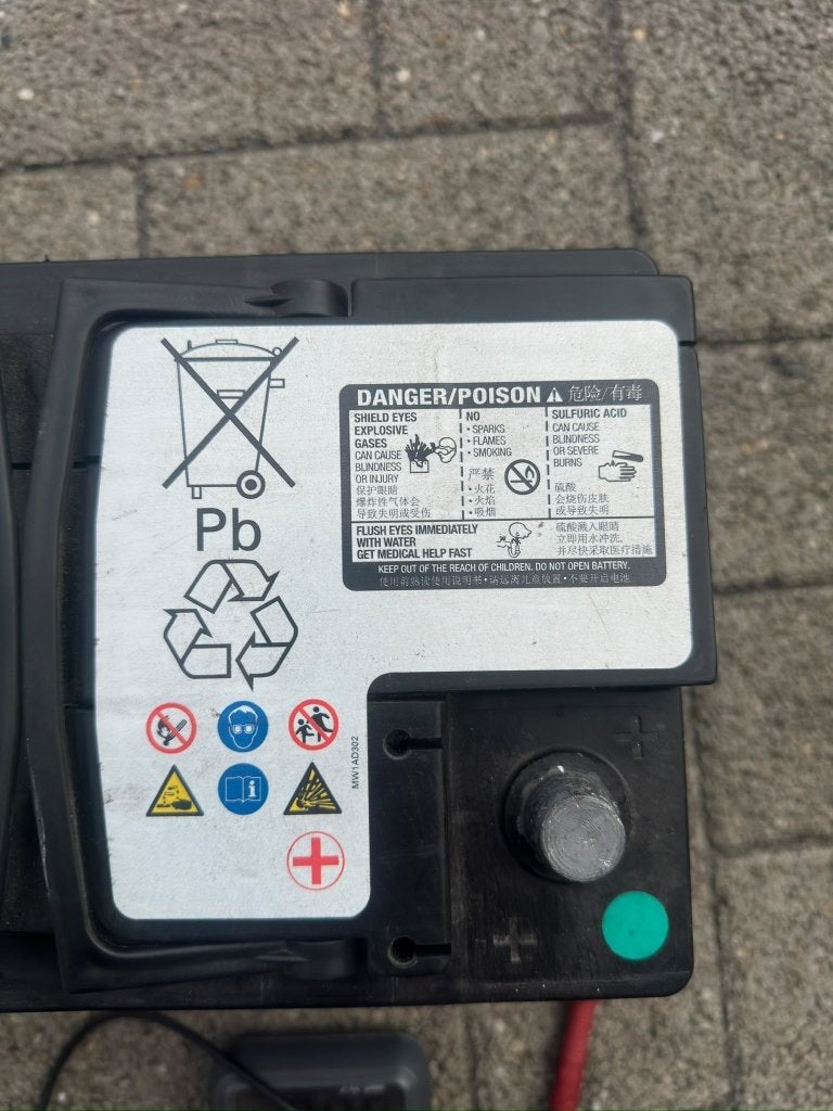 Originele Mercedes-Benz Start-Stop accu – 12V 70Ah – €150, Auto-onderdelen, Gebruikt, Mercedes-Benz