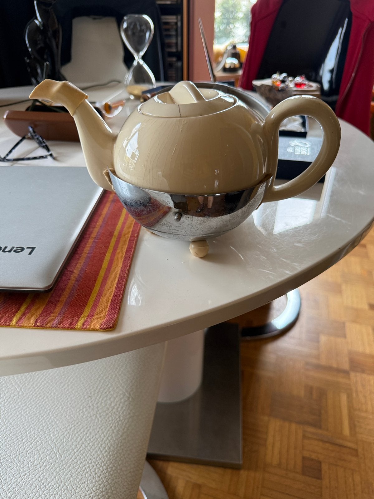 Théière art deco 1930 -40, Enlèvement ou Envoi