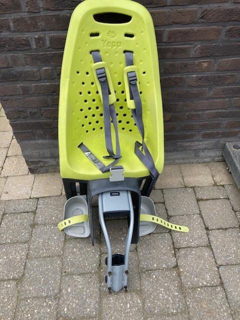Fietsstoeltje Thule Yepp, Fietsen en Brommers, Fietsaccessoires | Fietsstoeltjes, Ophalen, Achterzitje, Thule, Gebruikt