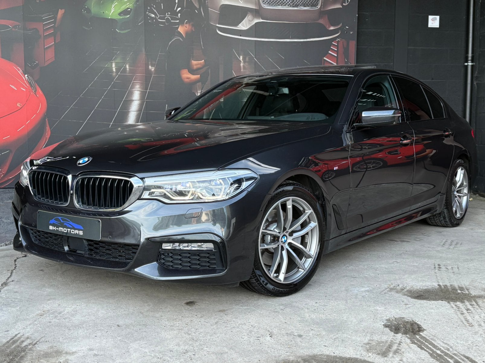 Bmw 520dA M Sport Pakket Xdrive, Autos, BMW, Cuir, Euro 6, Entreprise, Carnet d'entretien