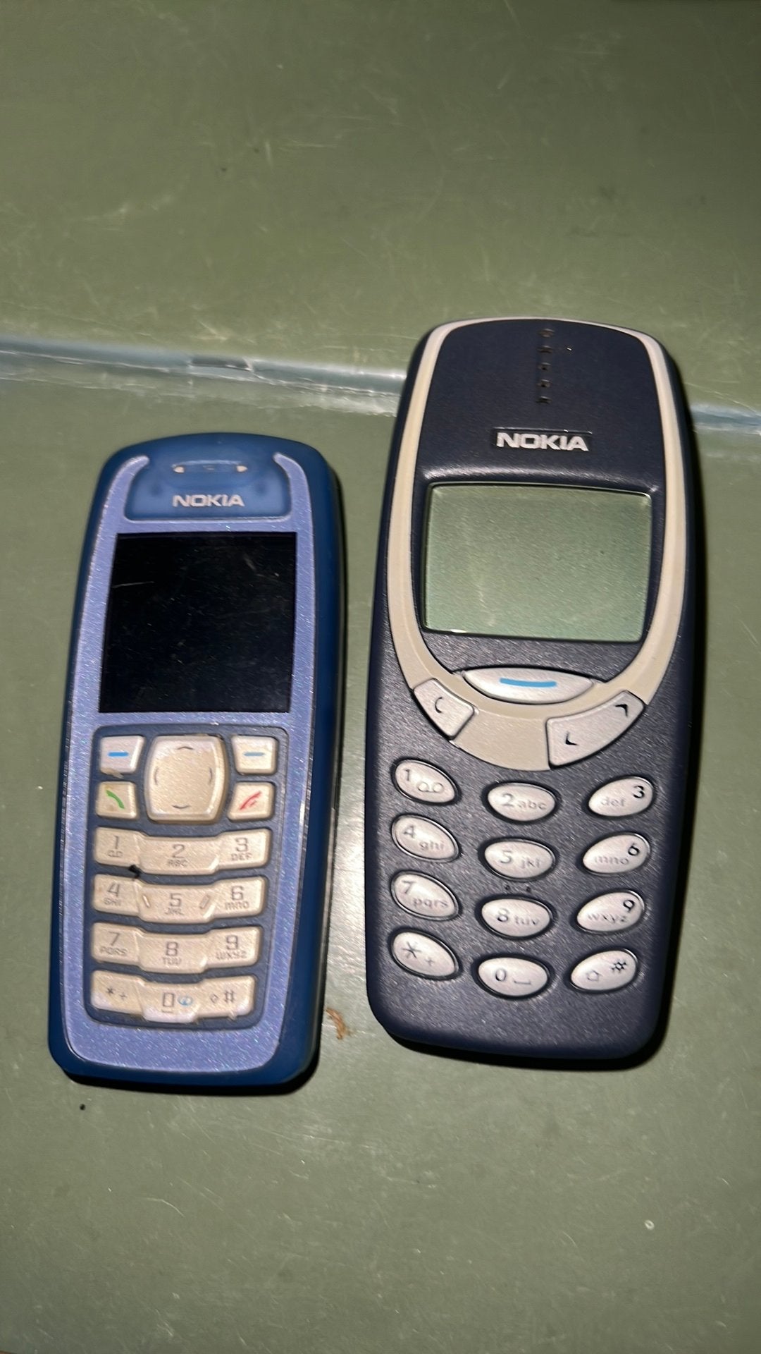 Oude gsm toestellen, Télécoms, Enlèvement ou Envoi, Classique ou Candybar, Clavier physique, Utilisé