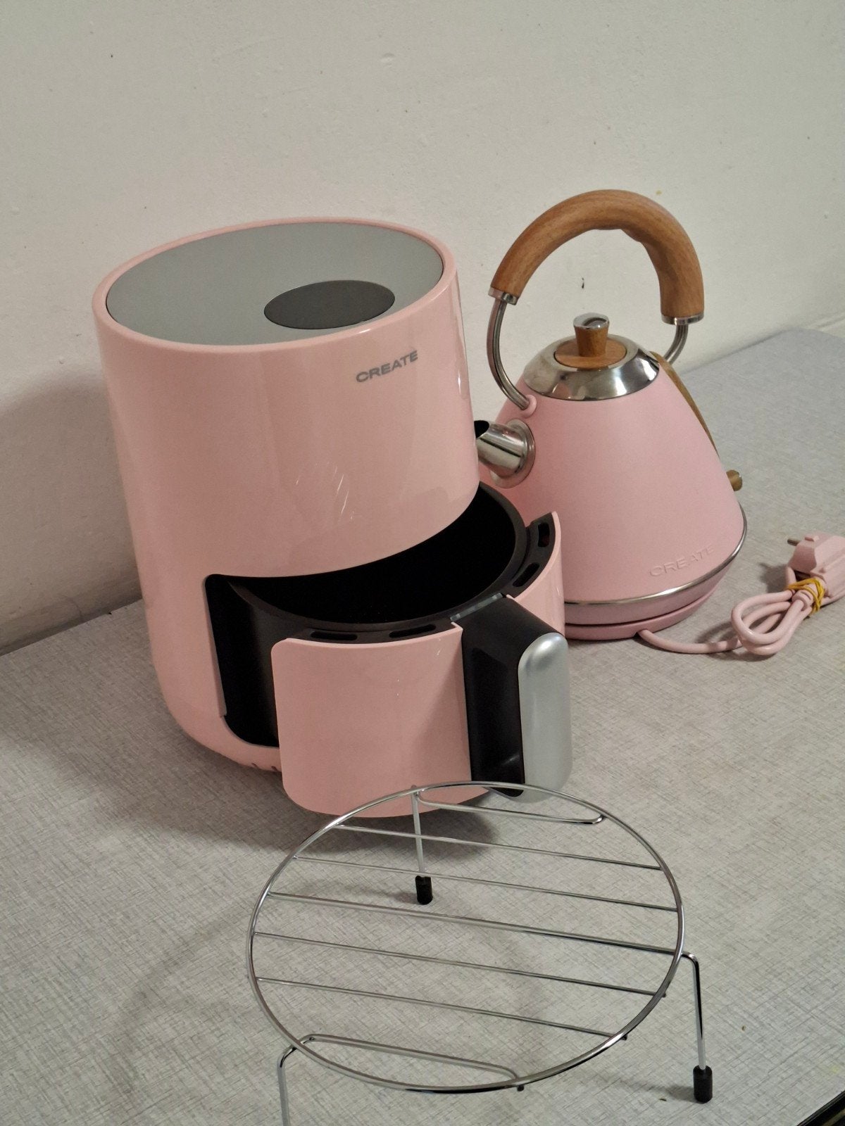 Create airfryer en waterkoker roos, Electroménager, Enlèvement, Comme neuf, Friteuse à air, Moins de 750 grammes