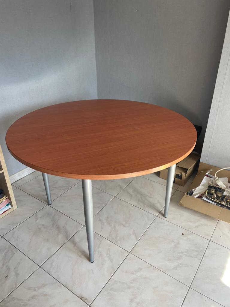 Gratis tafel, Ophalen, Zo goed als nieuw