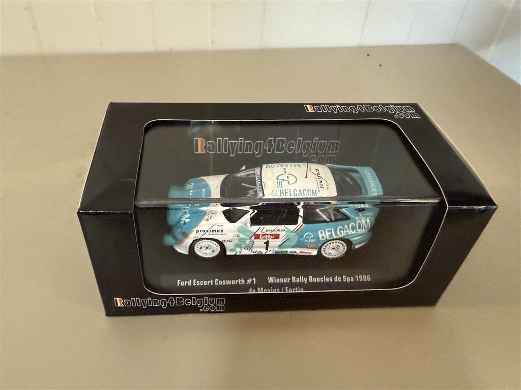 IXO 1:43 Ford Escort RS Cosworth - De Mevius Boucles de Spa, Enlèvement ou Envoi, Comme neuf