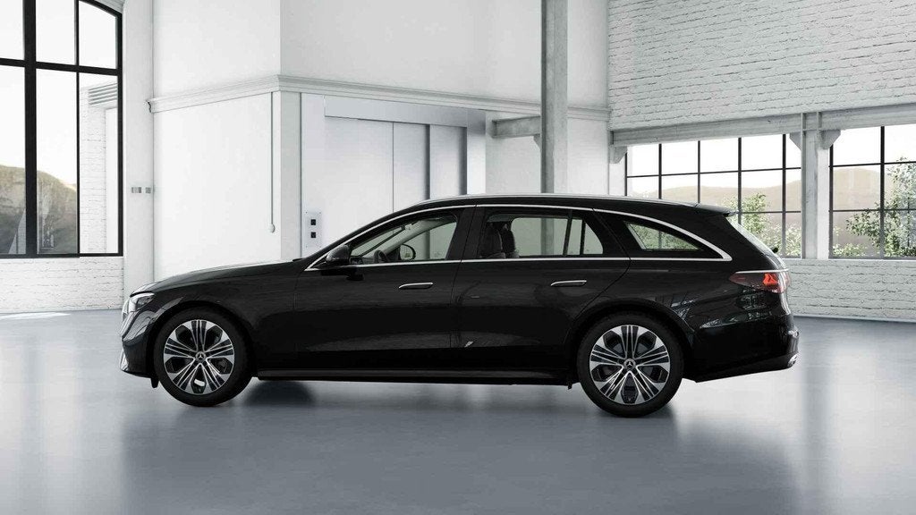 Mercedes-Benz E-Klasse 200 Break 4MATIC Luxury Line | Panora, Auto's, Automaat, 197 pk, Gebruikt, Zwart