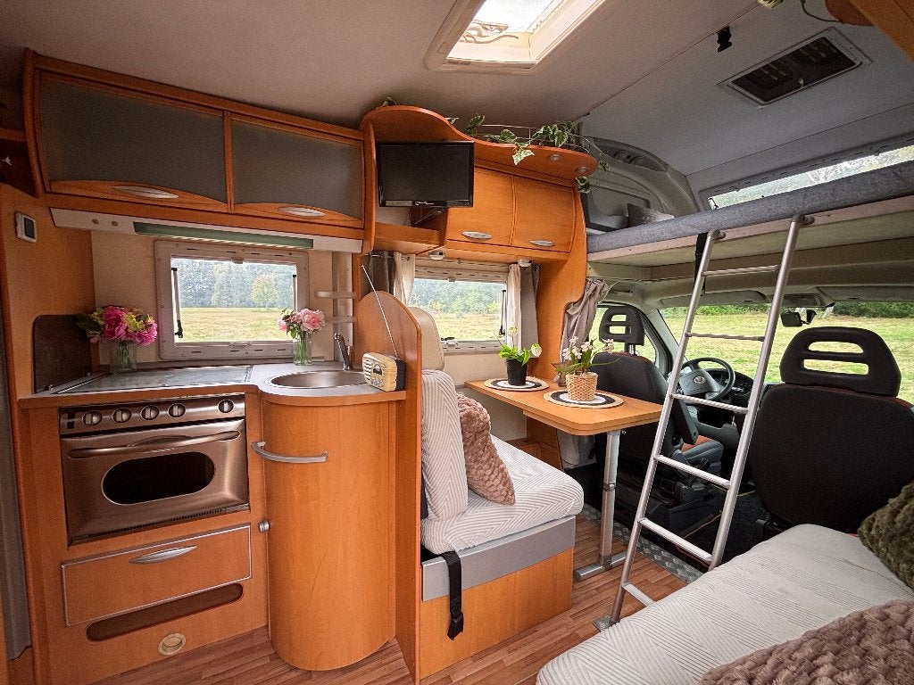 Nice Trigano Riviera Fiat Ducato 2.3JTD 130 ch 69 000 km, Caravanes & Camping, 6 à 7 mètres, Siège standard, Fiat, Boîte manuelle