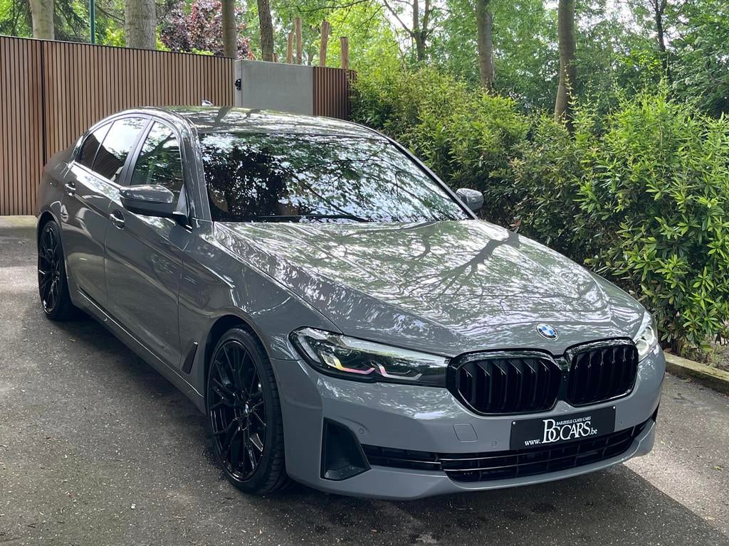 BMW 5 Serie 530 M-Facelift-Cockpit Pro-Navi Prof-Zetelverw-C, Autos, BMW, Cuir, Carnet d'entretien, 1998 cm³, 4 cylindres