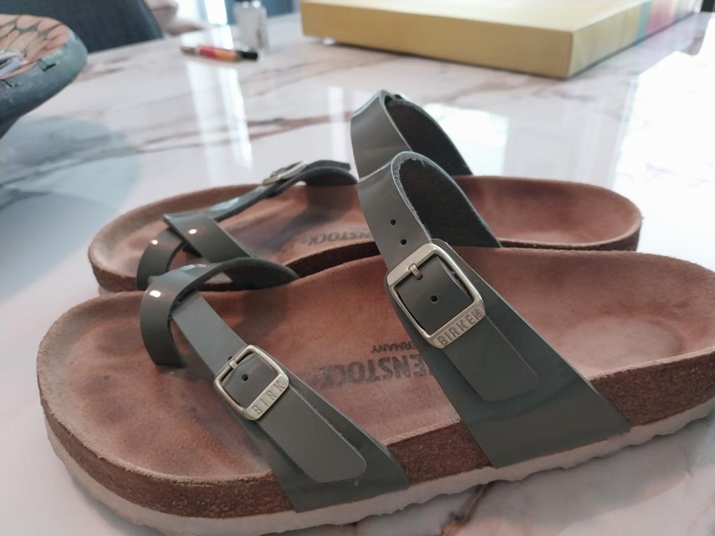BIRKENSTOCK   (VERKOCHT ), Kleding | Dames, Schoenen, Ophalen of Verzenden, Groen