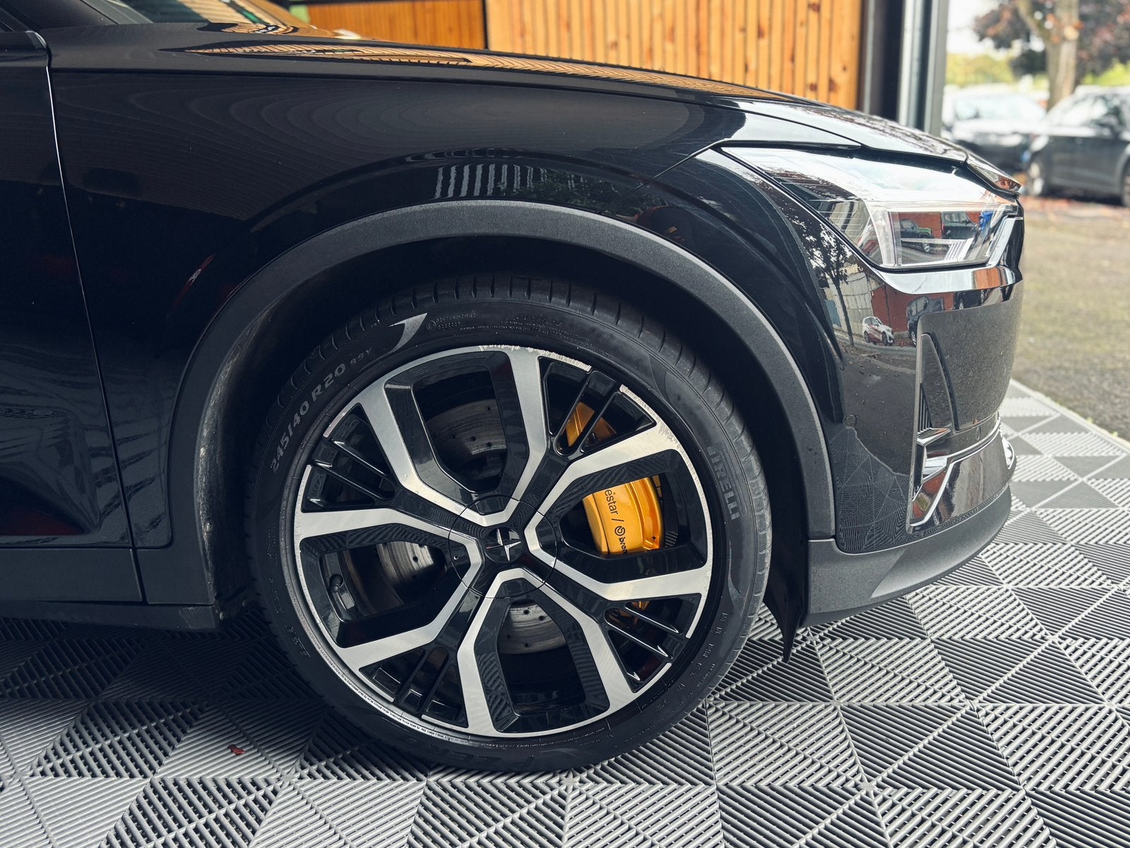 Polestar 2 78 kWh Dual Motor Performance MY23 (350kW), Auto's, Automaat, https://public.car-pass.be/vhr/, Zwart, Berline