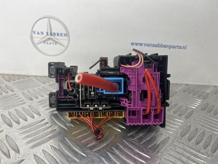 Boîte à fusibles d'un Mercedes C-Klasse, -, 3 mois de garantie, Utilisé, -
