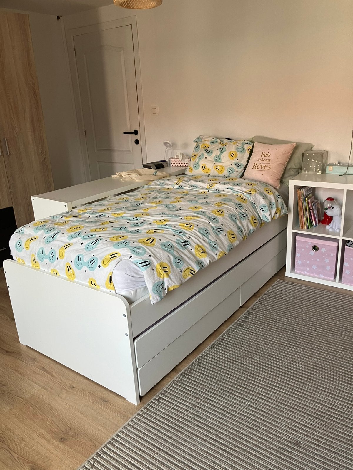 Bed IKEA, Huis en Inrichting, Ophalen, Zo goed als nieuw, 90 cm